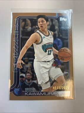 Topps Yuki Kawamura Card - White Teal Gold Accents 0172/2025